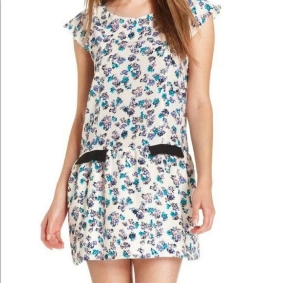 BCBGeneration Dresses & Skirts - BCBGeneration | Floral Summer Dress